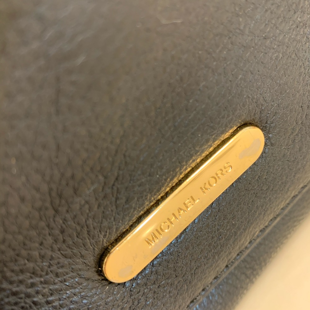 Michael Kors Hand Bag - Picture 4 of 5